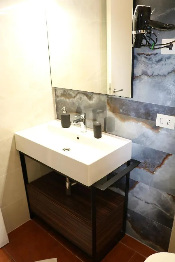 Bed and Breakfast L'Elefante CTA 3*,