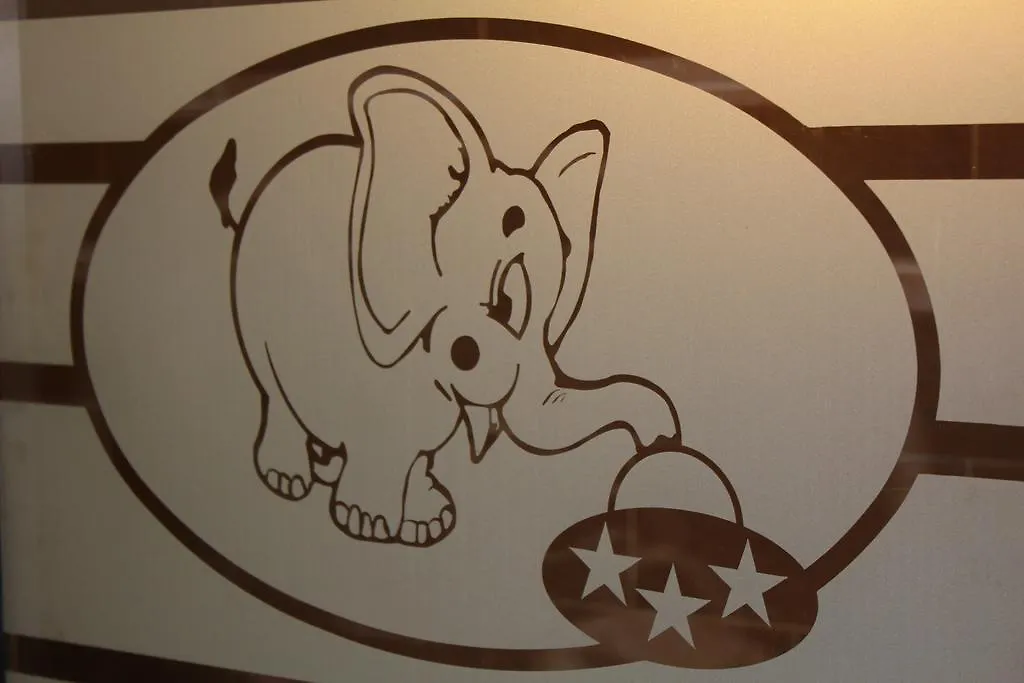 Bed and Breakfast L'Elefante Katania 3*,
